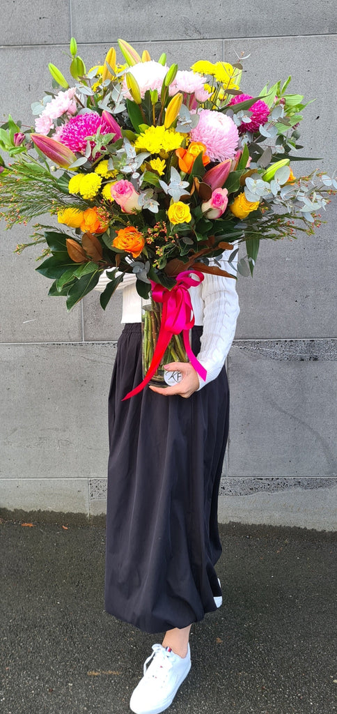 bright flower bouquet delivery discount 20% off for july