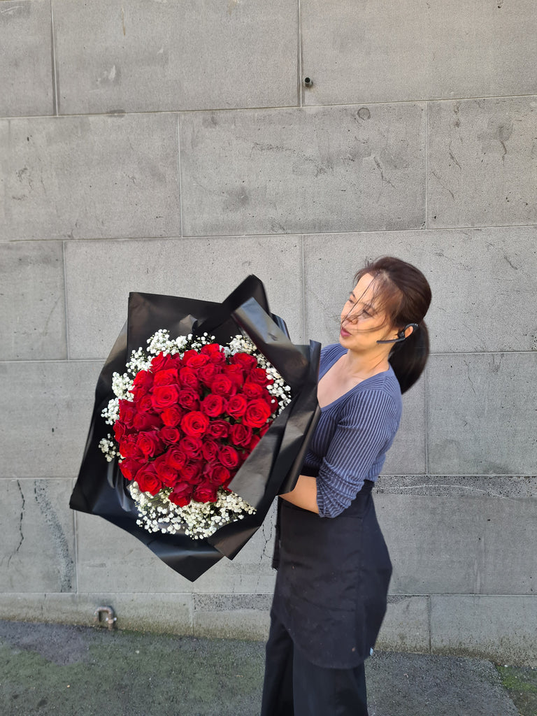 Red Roses Magnificent!