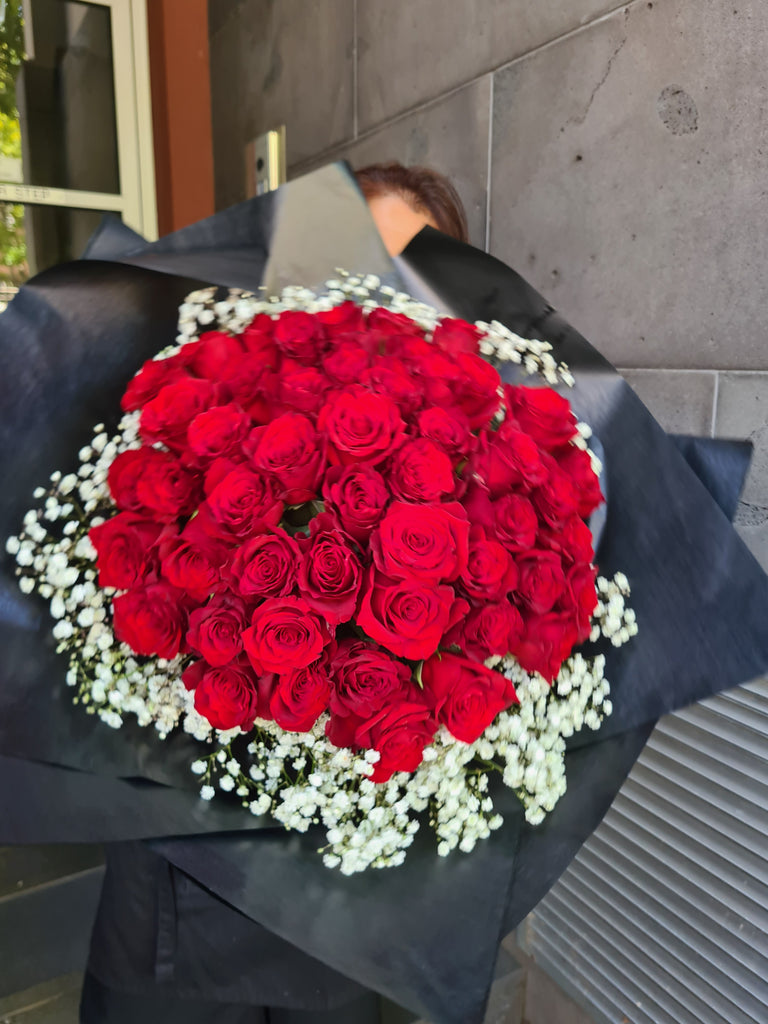 Red Roses Magnificent!