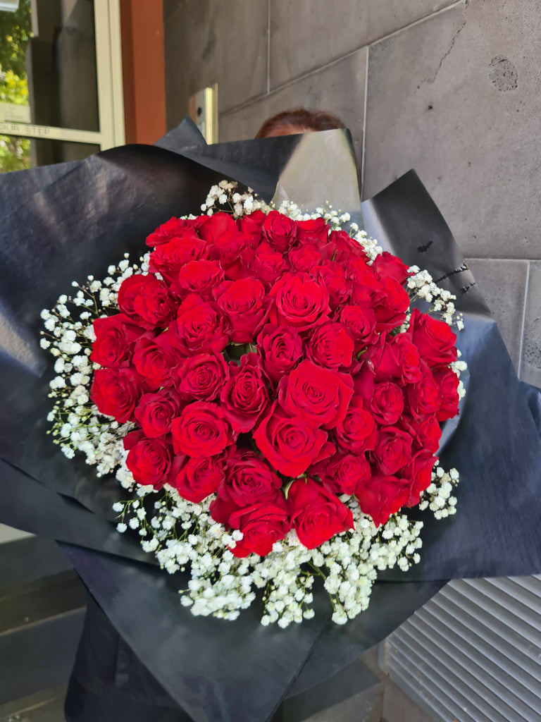 Red Roses Magnificent!